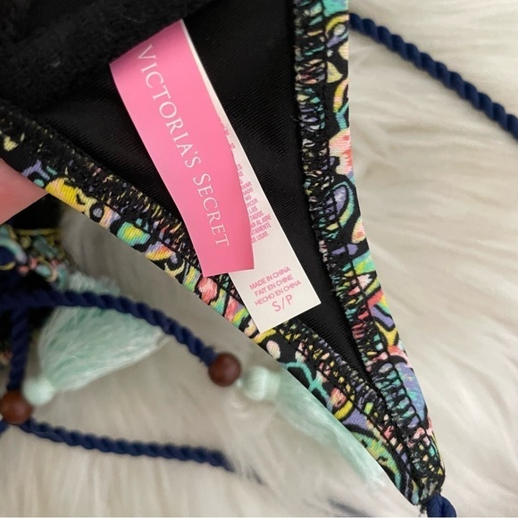 Victoria's Secret Tassel Tie Bikini Top - Picture 5 of 6